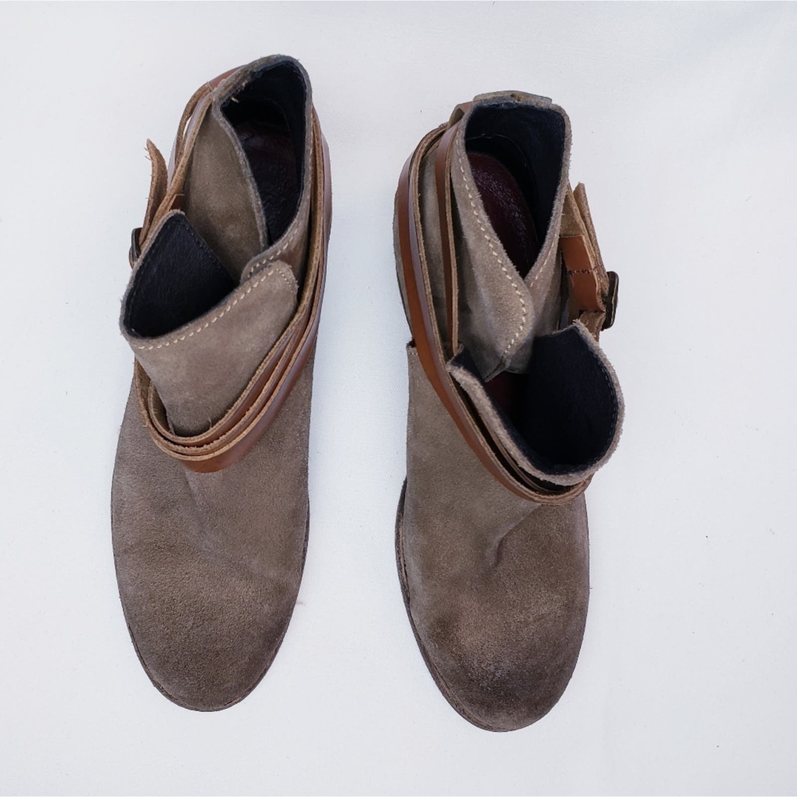 Hudson London Size Eu 38 Horrigan Suede Leather Straps Booties Made In Portugal — image 5 of 8